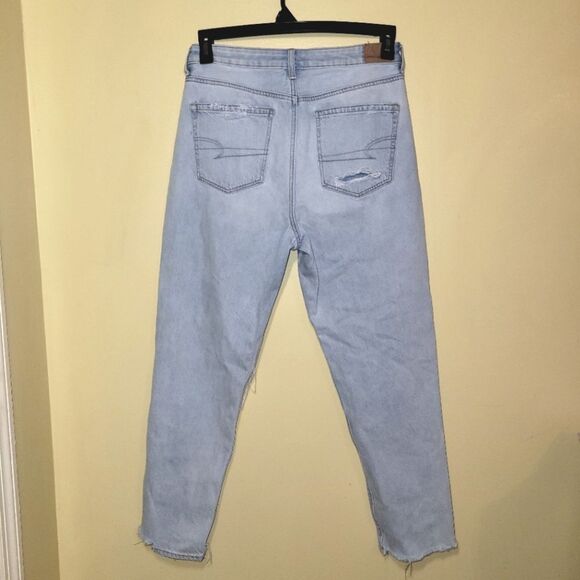 American Eagle Light Wash Distressed Mom Jean 6 - Picture 6 of 13
